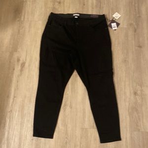 Black Comfort Waist Skinny Jeans